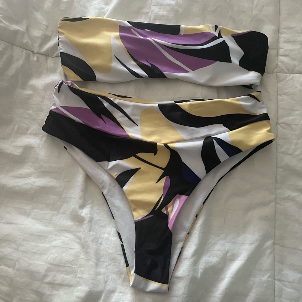 ⭐️shein multi color bikini set